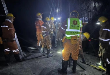 實現(xiàn)對井下環(huán)境的全景式監(jiān)控